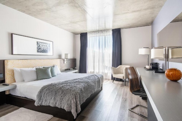 HOTEL10 Montreal image 26